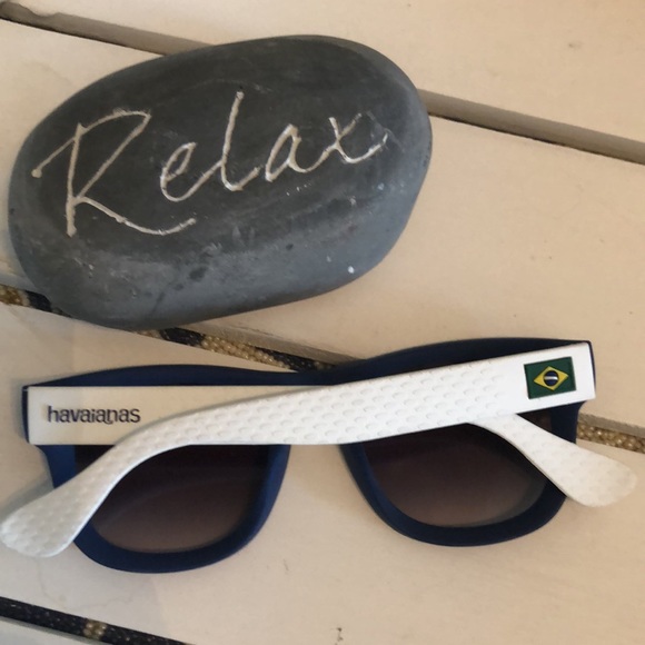 HAVAIANAS blue/white sunglasses - Picture 7 of 12